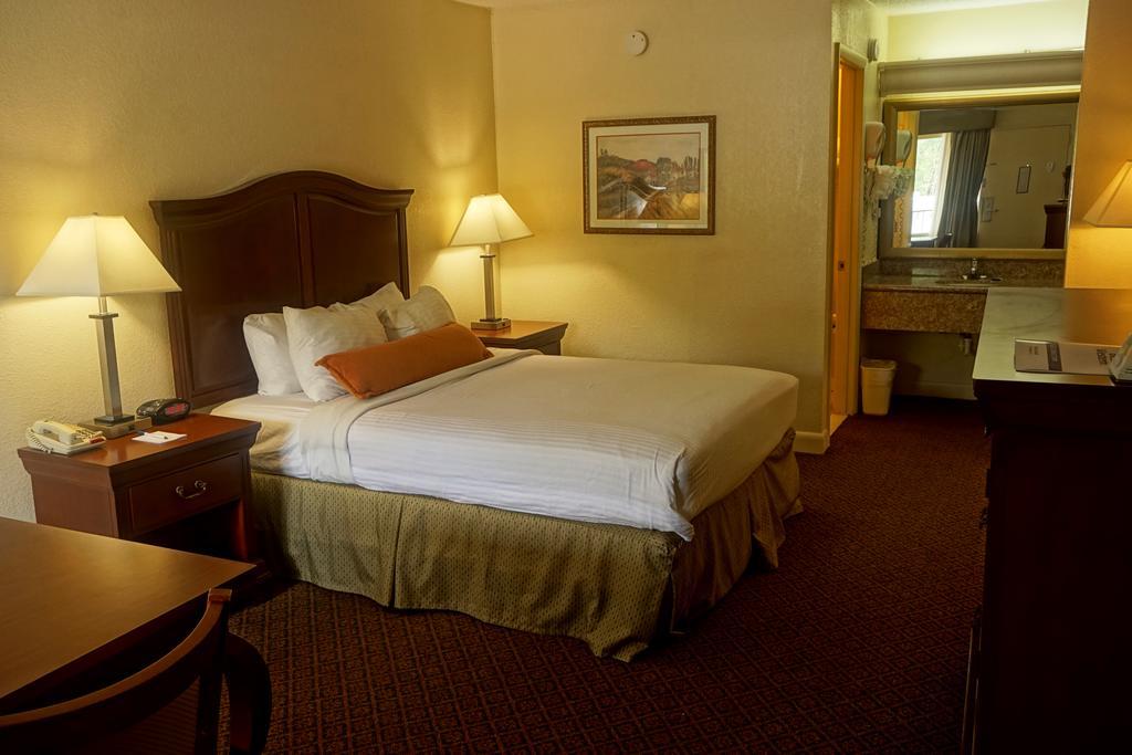 Best Western Point South Йемасси Экстерьер фото